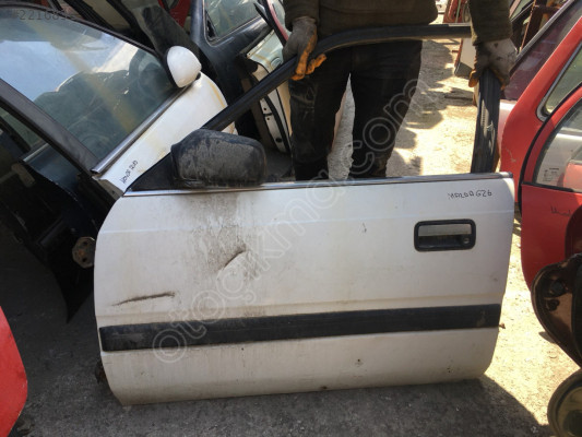 Mazda 626 1990 Sol Ön Kapı Kilidi Kapı Çıtası Kapı Menteşesi
