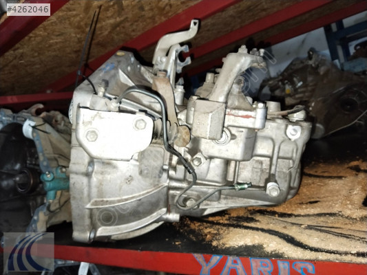 TOYOTA YARIS 2013 ÇIKMA ŞANZIMAN