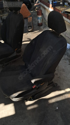 Mazda 5 Sağ Ön Koltuk