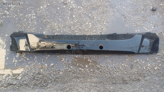 2008-2012 Volvo S40 V50 Ön Tampon İç Orta Bağlantı Braketi