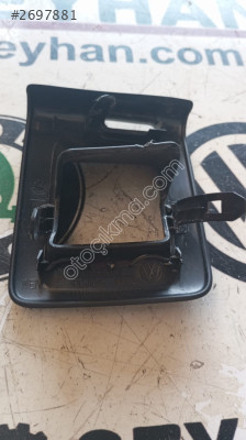 5G0885894 Skoda Octavia 2021 arka sağ koltuk yatırma kapağı