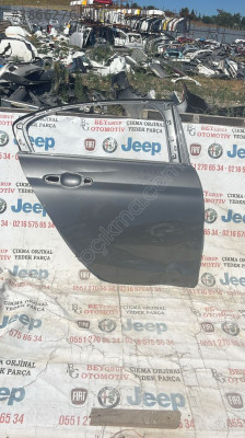 FİAT EGEA CROSS SAĞ ARKA KAPI ORJİNAL ÇIKMA FİAT YEDEK PARÇA
