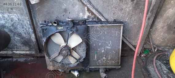 Mazda 626 radyatör fan set