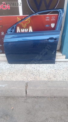 Yeni kasa polo sol ön kapı çıkma