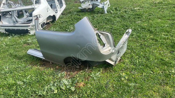 Fiat Palio tek kapı Van sol arka çamurluk