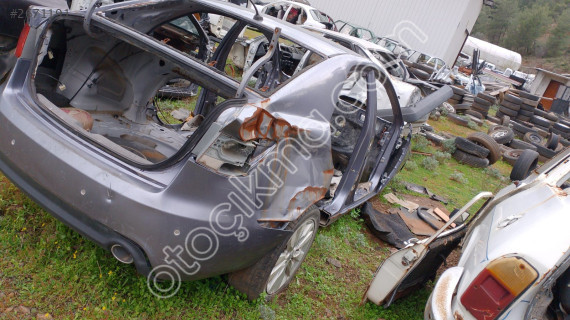 KİA CERATO 09-13 KESME SAĞ ARKA