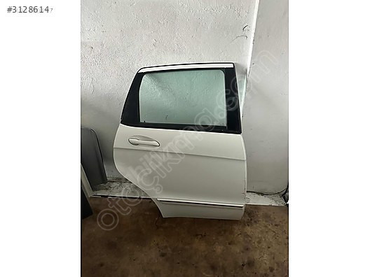 Mercedes a150 W169 çıkma sol arka kapı