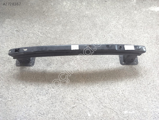 Ford Focus / C-Max 04> Arka Tampon Demiri (Travers) 8V4110746AB