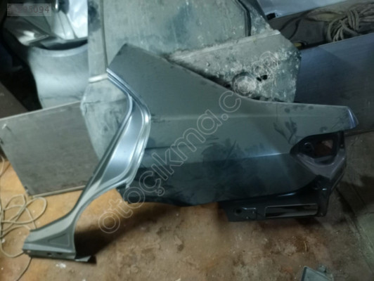 MERCEDES E250 SOL ARKA ÇAMURLUK