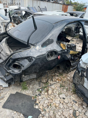 MERCEDES W205 ARKA ÇAMURLUK OTO FEDAİ