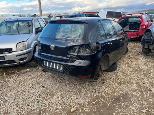 GOLF DİŞ KAPI TUTACAGI