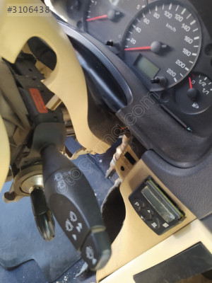 ÇIKMA FORD CONNECT SİNYAL KOLU