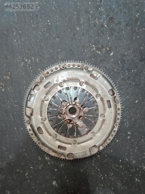 VOLKSWAGEN POLO CAY OTOMATIK VOLANT