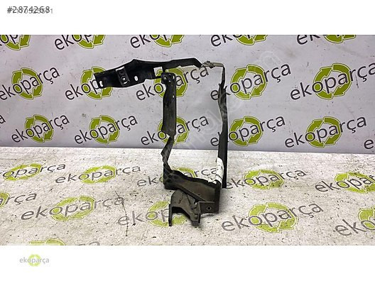 MERCEDES C SERİSİ 2010 2013 W204 SAĞ FAR YUVASI A2046201291
