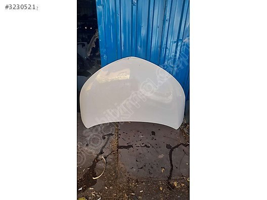 TOYATA COROLLA KAPUT ORJİNAL ÇİLEK OTO ÇIKMA