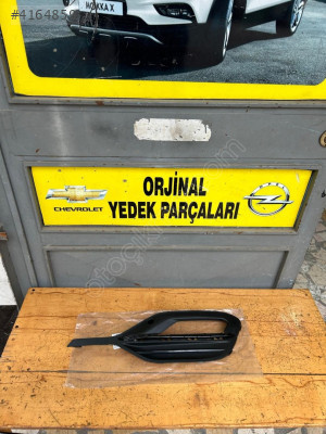 opel astra k makyajlı kasa sağ sis kapağı