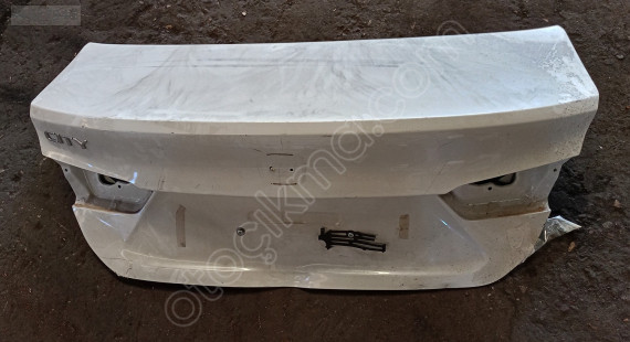 HONDA CİTY BAGAJ KAPAĞI