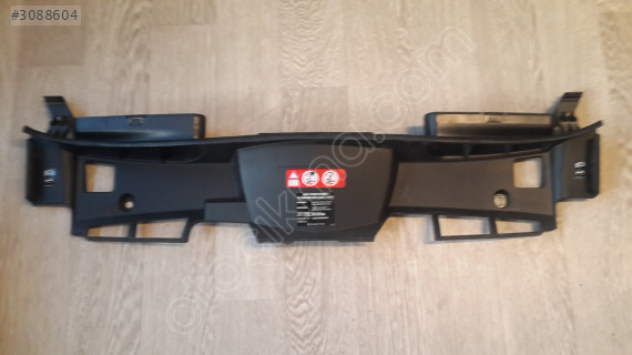 Mercedes E 212 HAVA KANALI RADYATÖR DAVLUMBAZI A2125000555