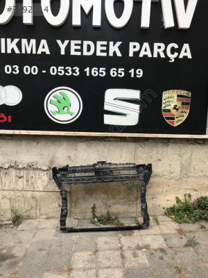 VW Golf 7 Modeli İçin Çıkma Ön Panel İlanı