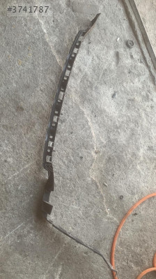 Volkswagen bora arka tampon braketi çıkma