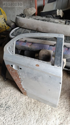 301 SAĞ ARKA KAPI