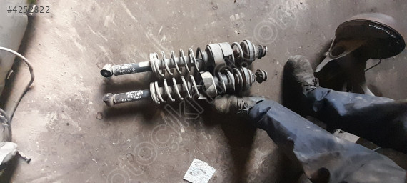 Skoda Felicia 1999 model ön helezon arka helezon yayı