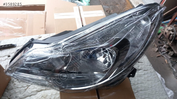 OPEL CORSA D MAKYAJLI SOL FAR.OTO ERKAN ÜNYE