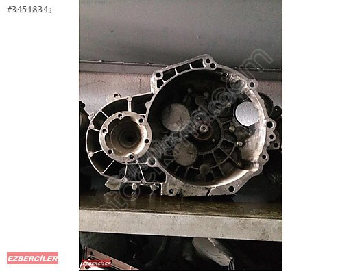 AUDI A3 2.0 TDİ BKD ÇIKMA ŞANZUMAN 6 İLERİ