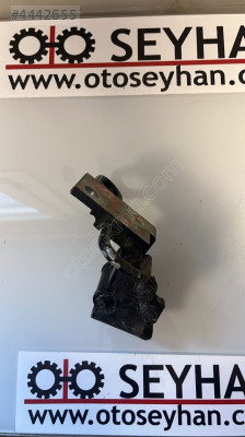 8P4833412A Audi a3 sportback 2008 sağ arka kapı alt menteşesi