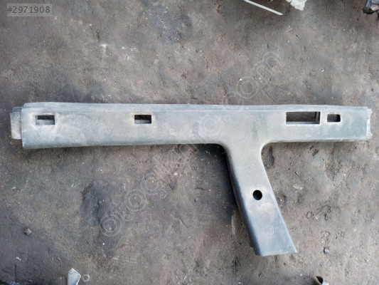 Renault 9 Sol orta direk üst plastiği