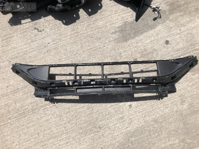 MERCEDES C SERİ W206 ÖN TAMPON ALT IZGARA 2068850602