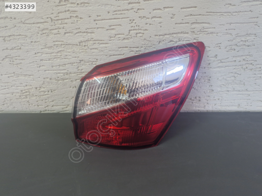 NİSSAN QASHQAİ SAĞ ARKA DIŞ STOP LAMBASI DUYLU SIFIR 2010-2013
