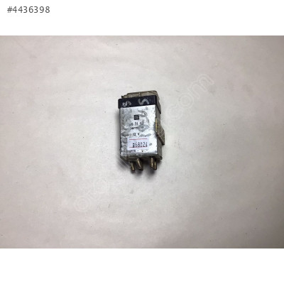 Mercedes Benz E W124 Rölesi 897162