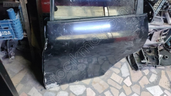 Seat Leon Orjinal Çıkma Dolu Kapılar