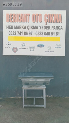 Renault R19 Europa Sedan Modeli İçin Çıkma Bagaj Kapağı