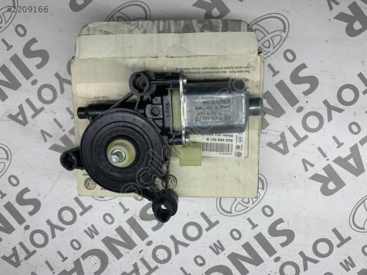 AUDİ TT A3 Q2 LEON GOLF 7 TOURAN OCTAVİA TİGUAN SAĞ ÖN CAM M