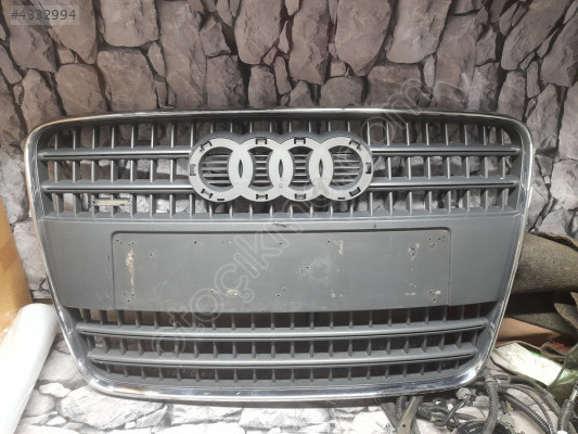 Audi Q7 Ön Panjur Çıkma Orjinal 2007-