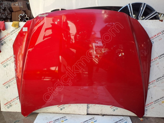 Mazda cx3 motor kaputu (az hasarlı)