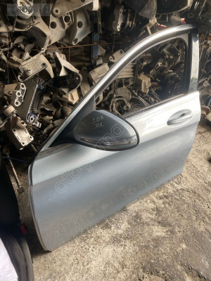 MERCEDES W205 SOL ÖN KAPI OTO FEDAİ