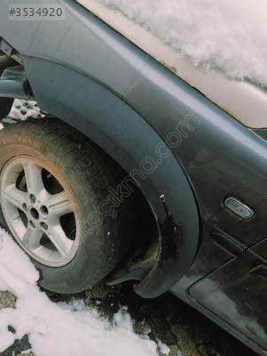 Land Rover Freelander sol ön çamurluk