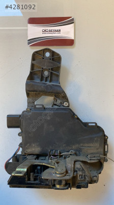 3B4839015 volkswagen passat b5  sol arka kapı kilidi