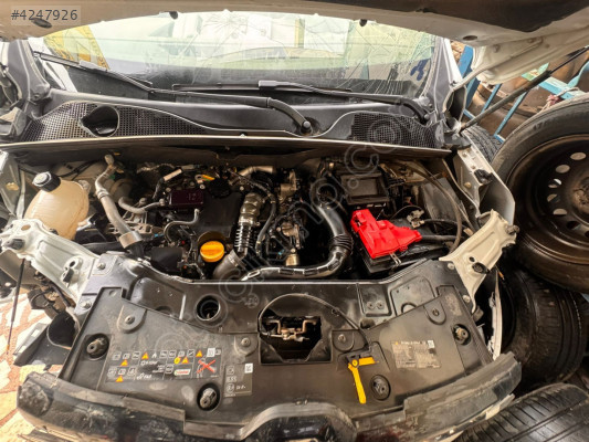 Renault Express Çıkma 1.5 Blue Dci Motor Beyni