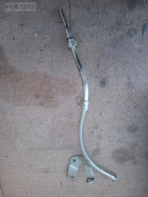 Megan 4 yağ çubuğu borusu 111507513R