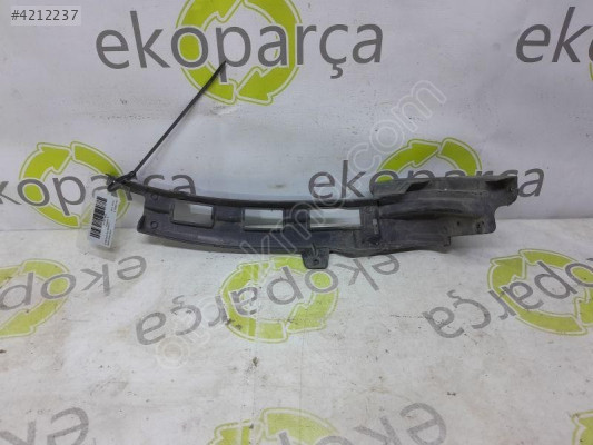 MERCEDES GLA 2014 2018 W156 SAĞ ÖN BRAKET A1568851821