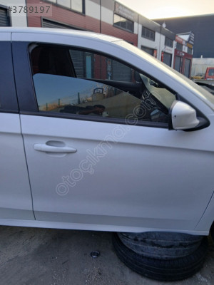 Peugeot 301 çıkma sag ön kapı
