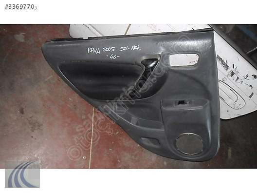 TOYOTA RAV4 2002 ÇIKMA SOL ARKA KAPI DÖŞEMESİ