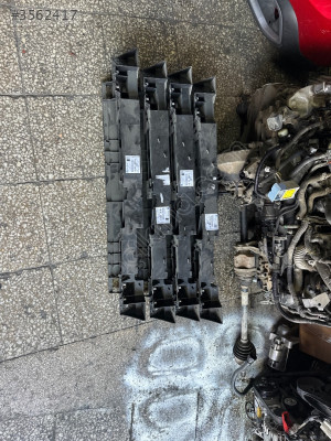 Peugeot 3008 ön panel  model 2025-2025 9839755580