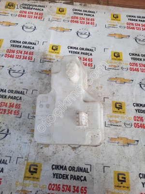 OEM 39138620 OPEL CROSSLAND SİLECEK SU BİDONU ÇIKMA SÖKME