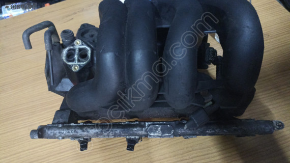 Ford focus 1 1.6 benzinli motor emme manifolt çıkma orjinal
