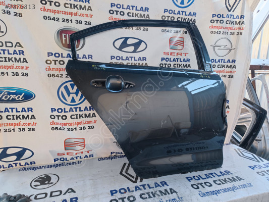 Toyota Corolla sağ arka kapı orijinal 2019-2024